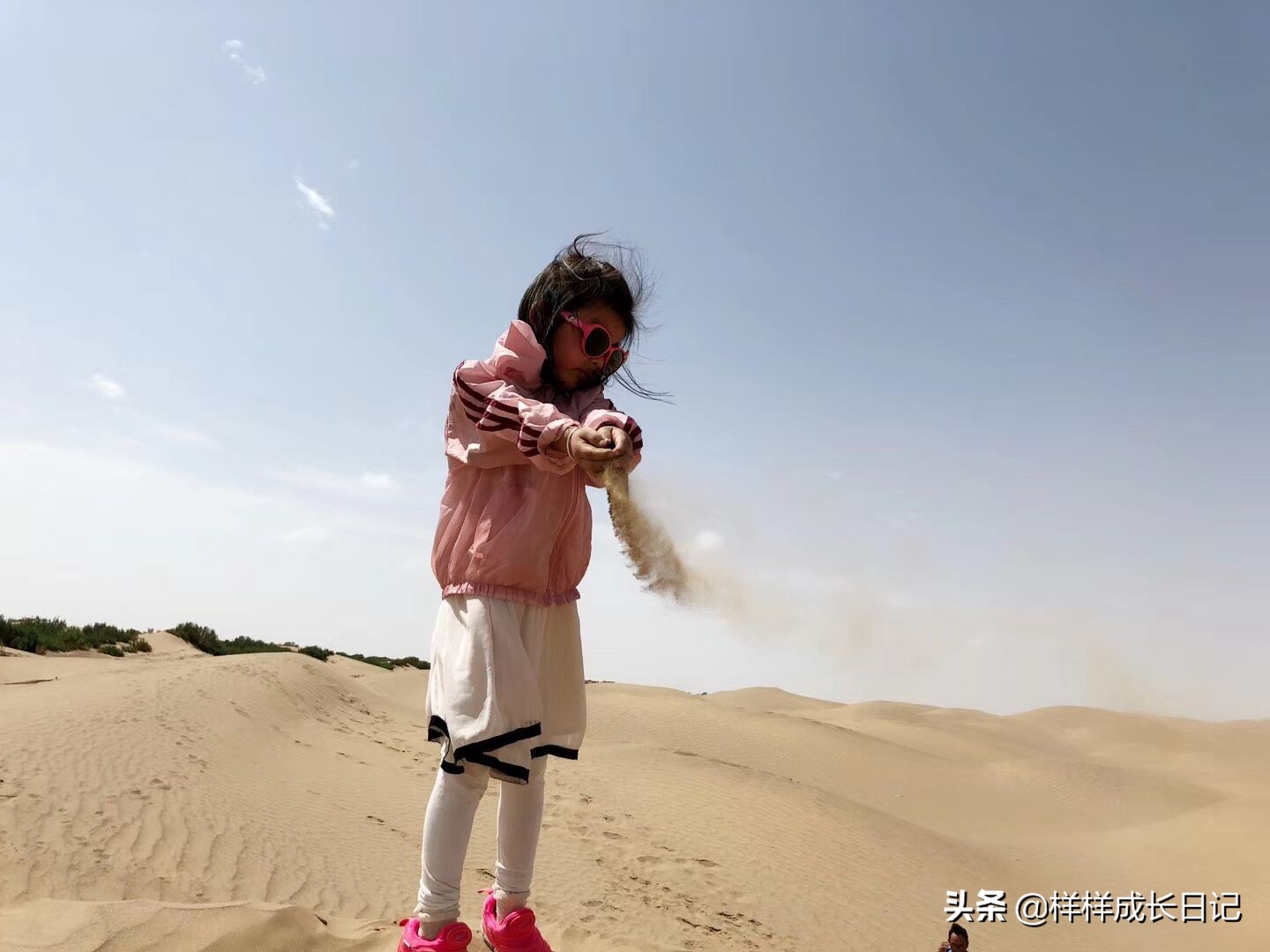 一家三口自驾去新疆，环南北疆27天15000公里，吃住行玩详细攻略