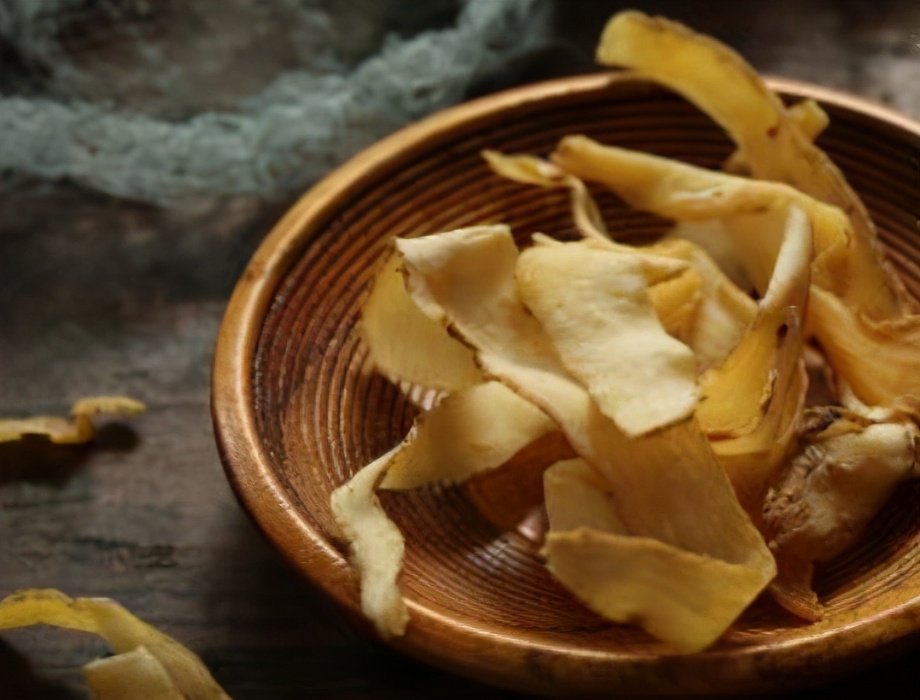 家常瘦肉汤的做法（多用这6样甘甜清爽好喝不腻）