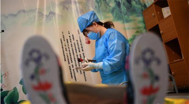 90后美女入殓师李淑萍：从不主动和人握手，一天只能缝合一具遗体