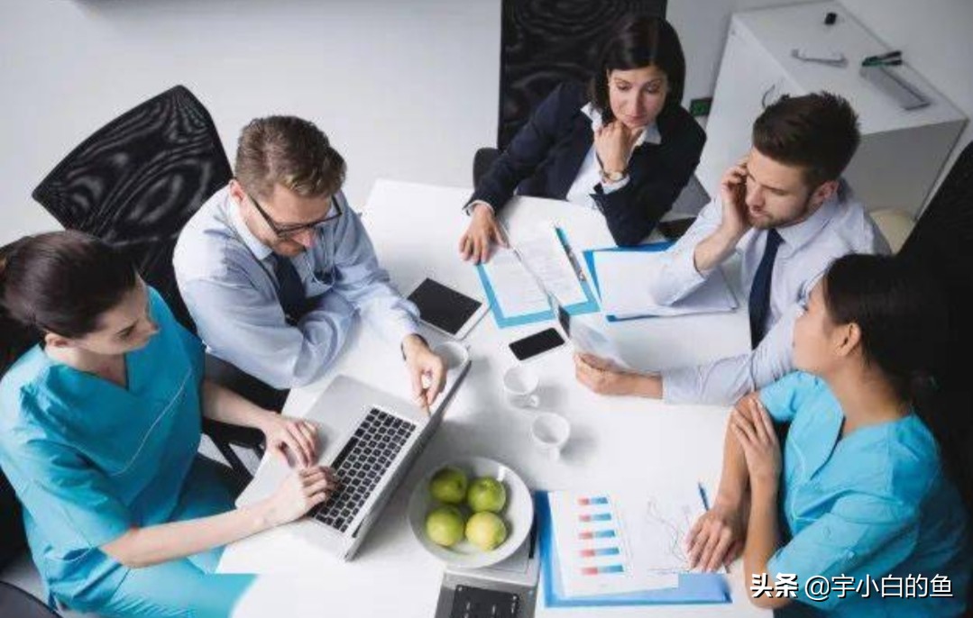 了解镜映思维，探索人在社会中的自我形成之道