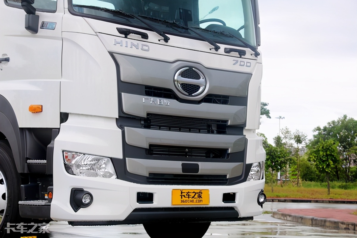 搭载u11c发动机 全新驾驶室,广汽日野700智臻牵引车全面升级