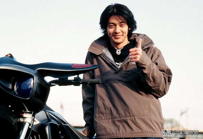 假面骑士空我:达古巴决战才登场,还被打败,为何被认为是最强?