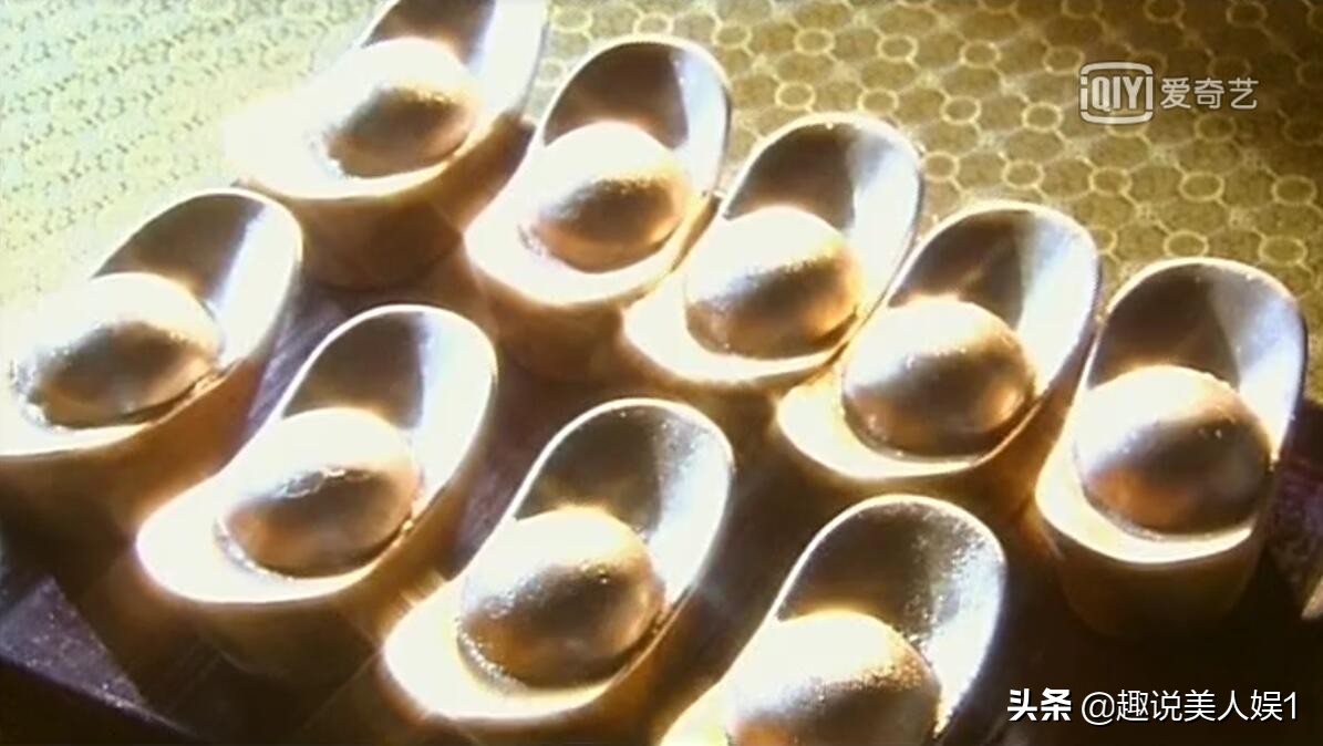 《天师钟馗》中的金银珠宝真多啊，各单元的女主偏偏都看不上(电视剧《天师钟馗》1994版)