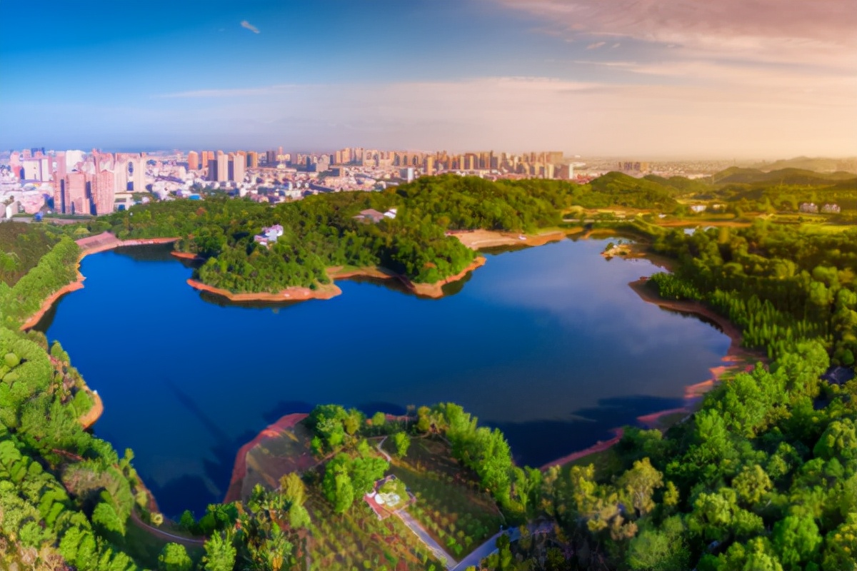 四川被一所新大学“砸中”，喜获政府全力支持，有望成高考新选择