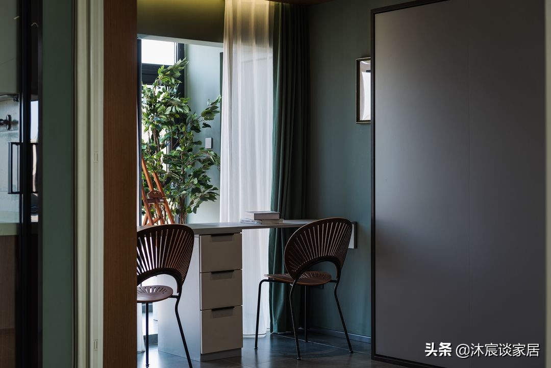 原来优雅复古的家是这么耐看，如果也喜欢有质感的空间，可以照装