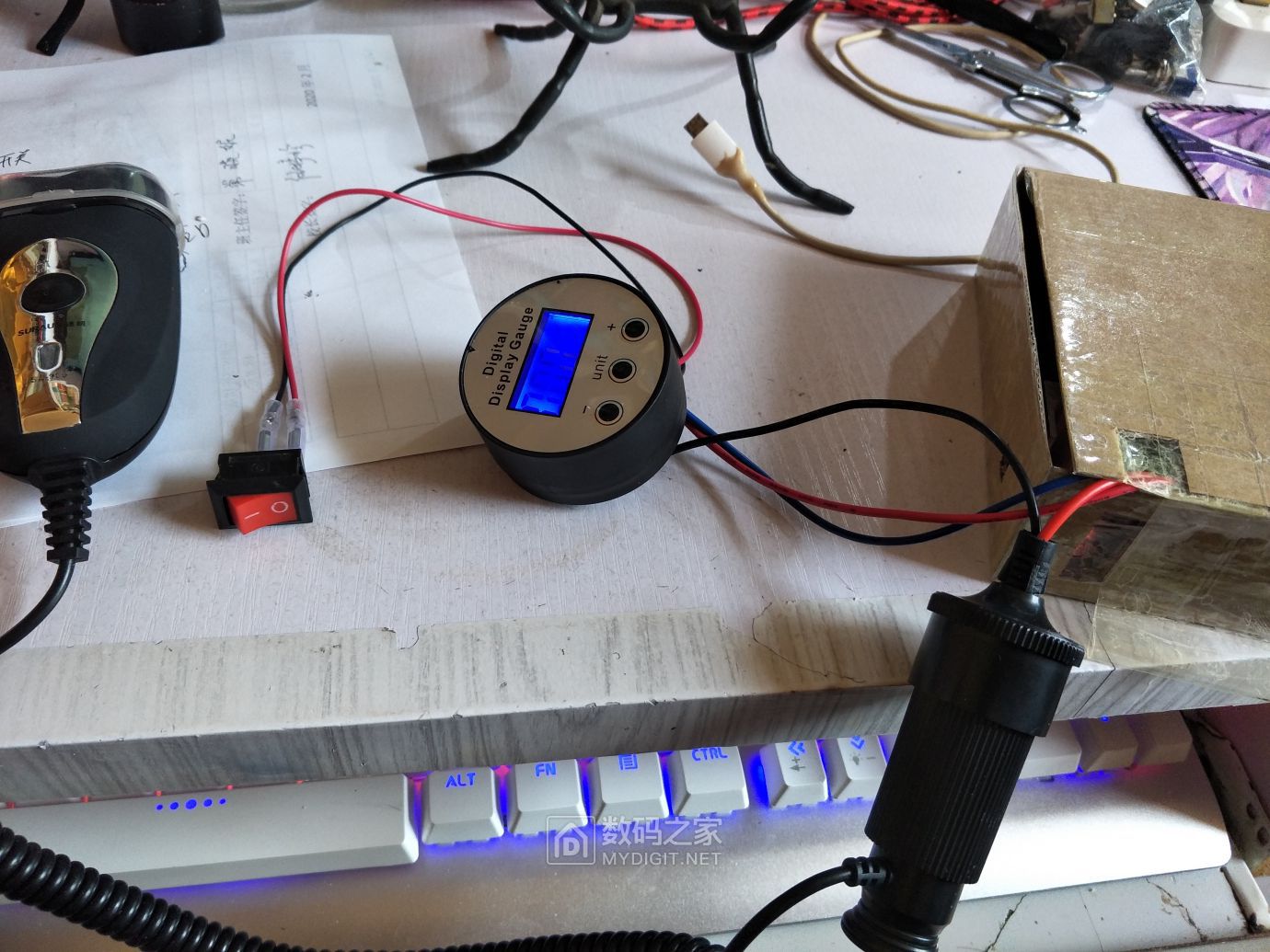 拆解DIY：尤利特YD-8113指针式充气泵改造为数显气压式
