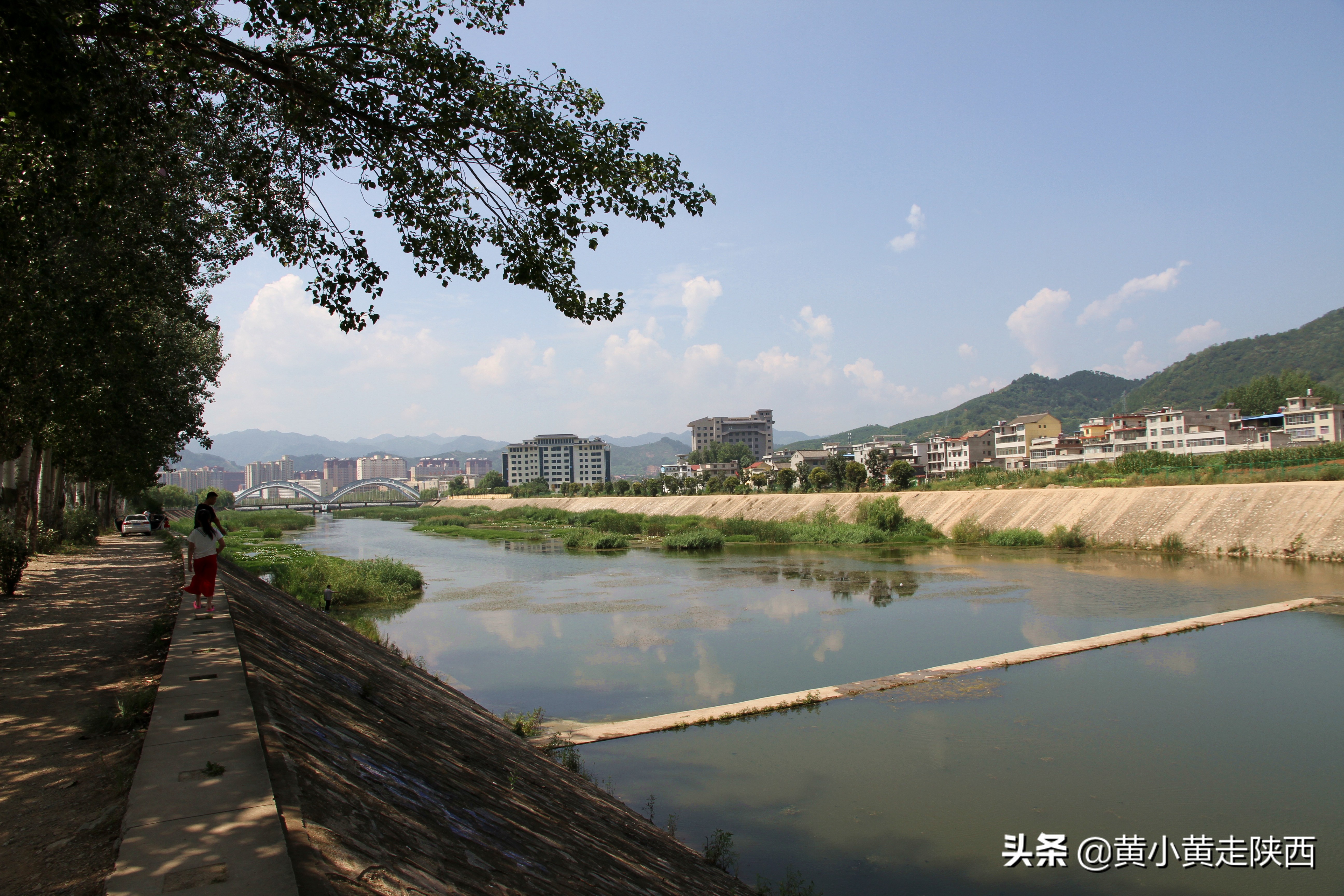 秦岭里有条“另类山路”，穿越南北如履平地，沿线景区扎堆