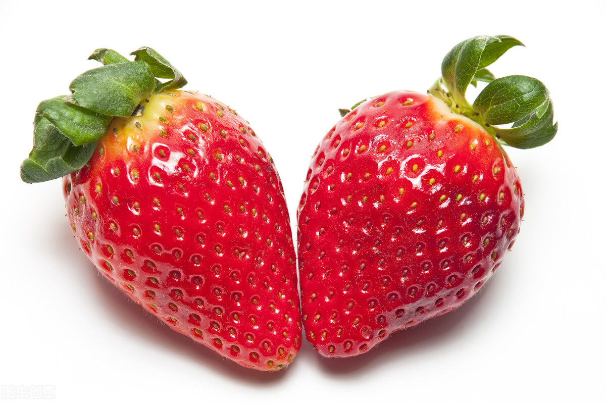 草莓的热量多少，草莓减肥期间可以吃吗？
