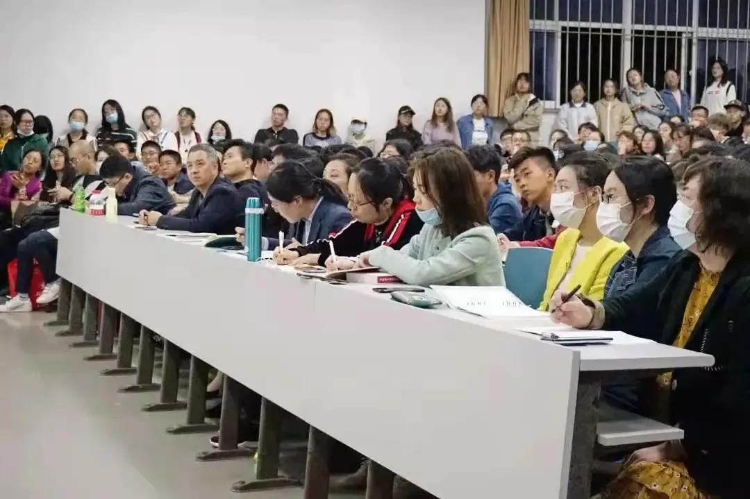 院系风采 | 国际关系学院