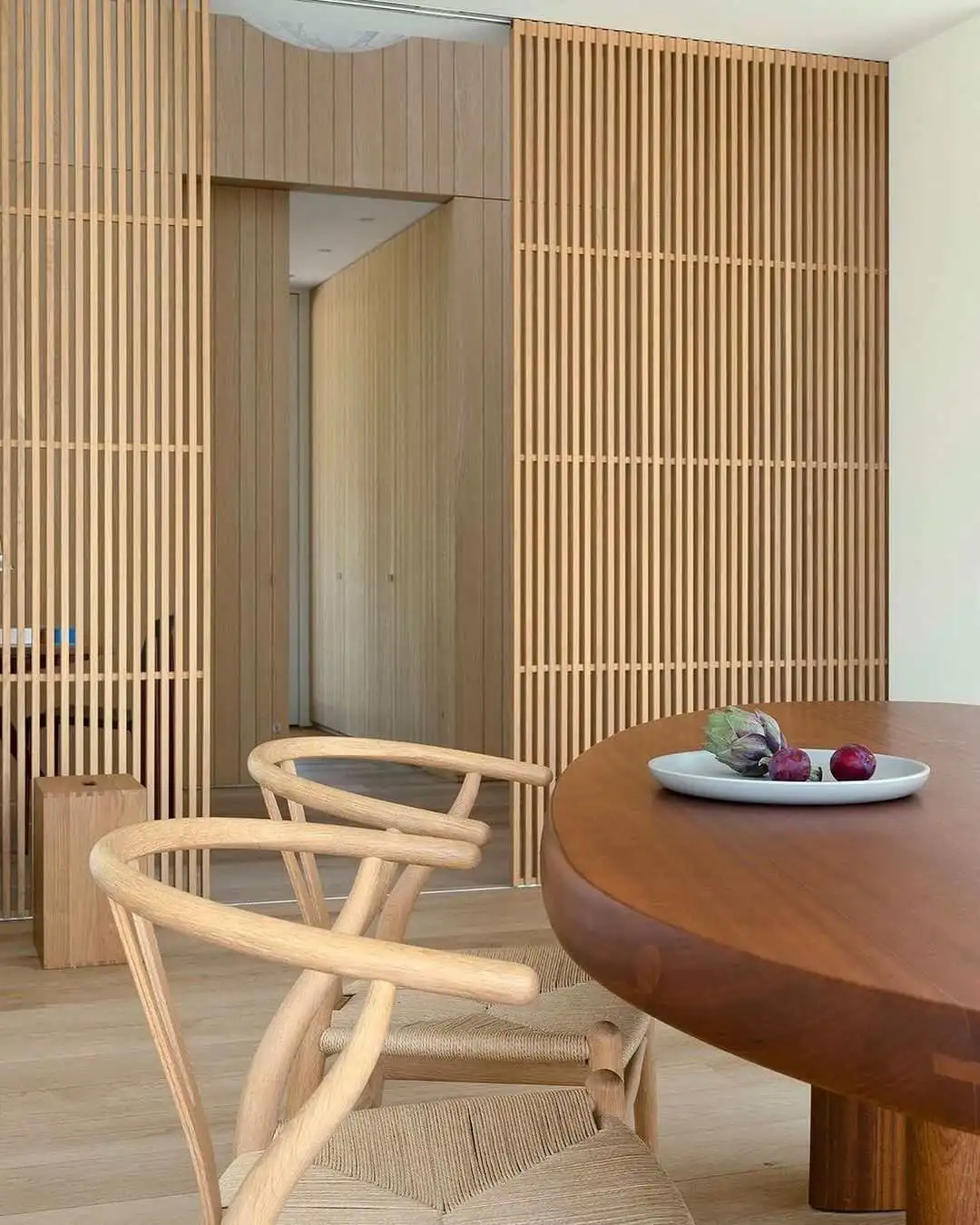 在极简的空间中点缀格栅,是对经典日式风格的致敬!