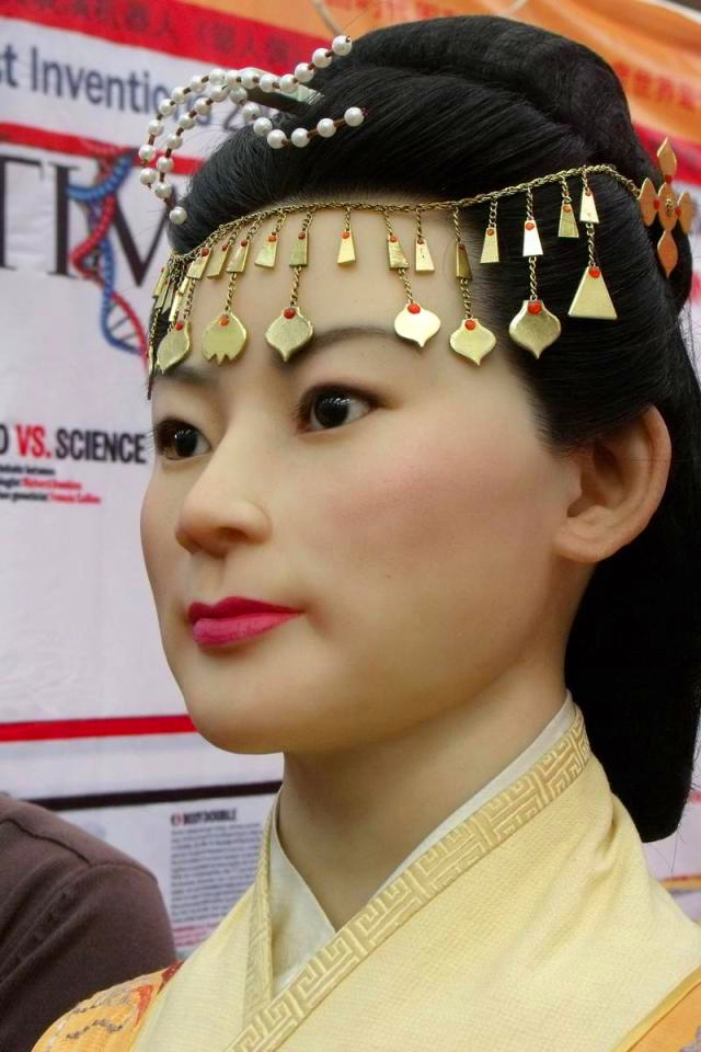 辛追复原图(辛追沉睡2100年栩栩如生,皮肤尚有弹性,真人复原后是绝世