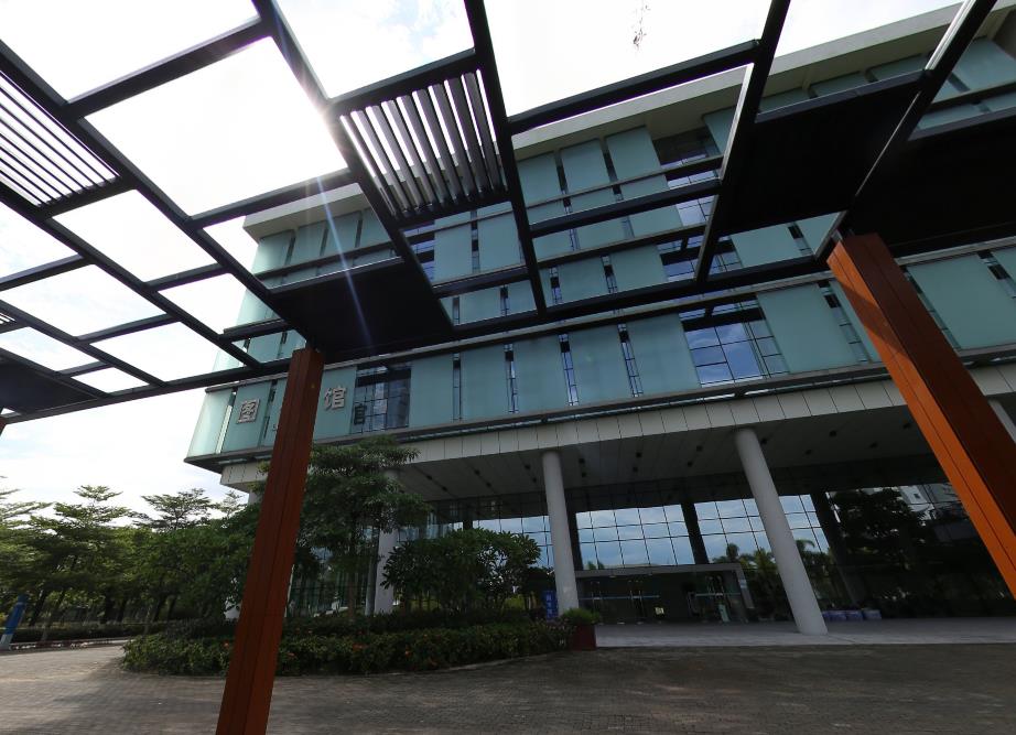 广东四所特色高职院校，其中深圳职业技术学院位居第一