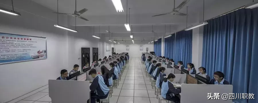 会计专业还火吗？读中专会计专业需要了解的科普知识