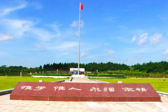 这所大学，在江西省医学界排名第二，录取分超低，就业超好