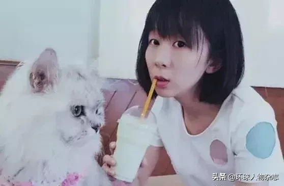“top5”女作家张晓晗翻车：一个马桶塞引发的血案