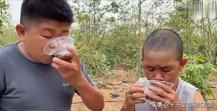 康仔农人：广西半百袖珍老人，他凭什么半年涨粉近千万？