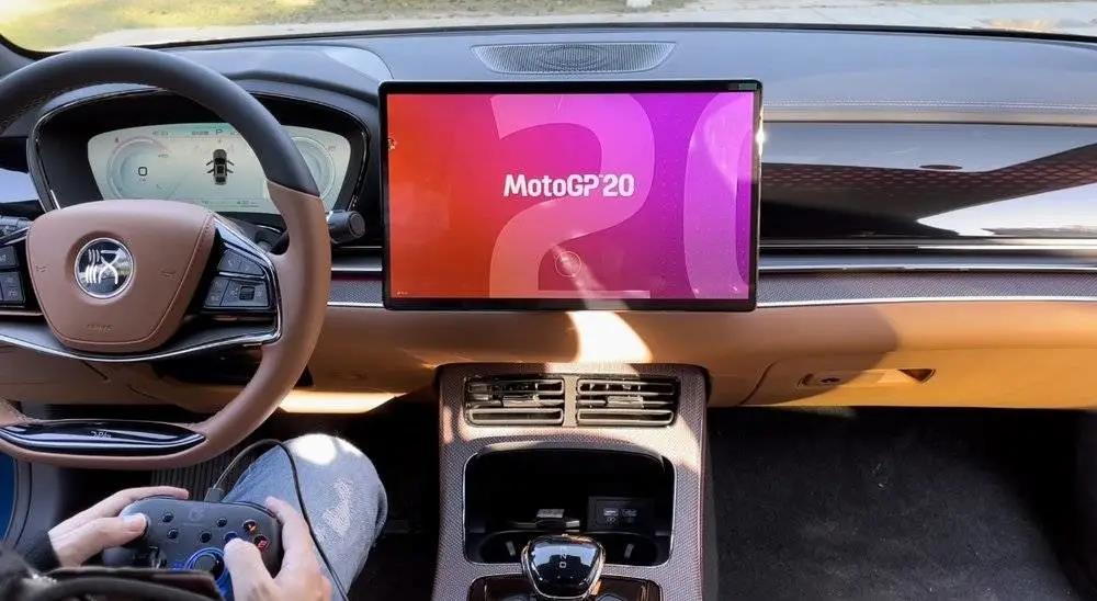 销量一打十，10月份新能源销量80003辆，比亚迪增势迅猛