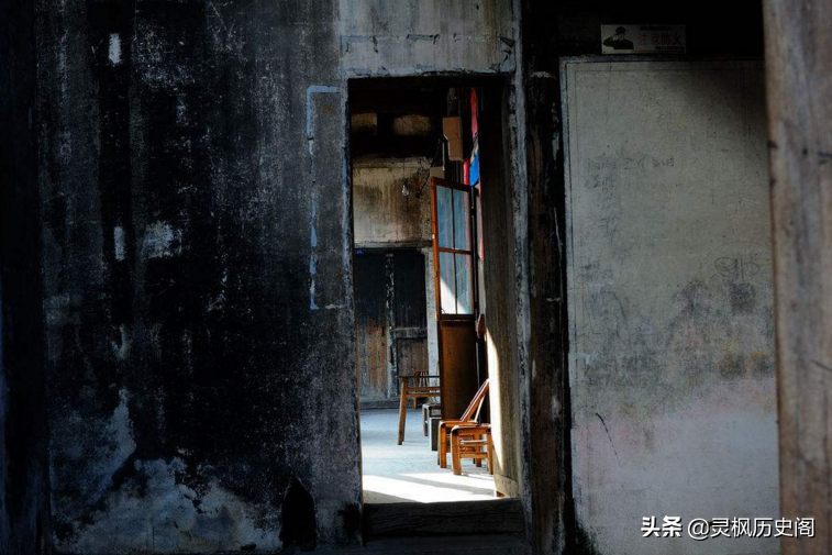 张爱玲的人生启示录：原生家庭欠你的，你要自己拿回来