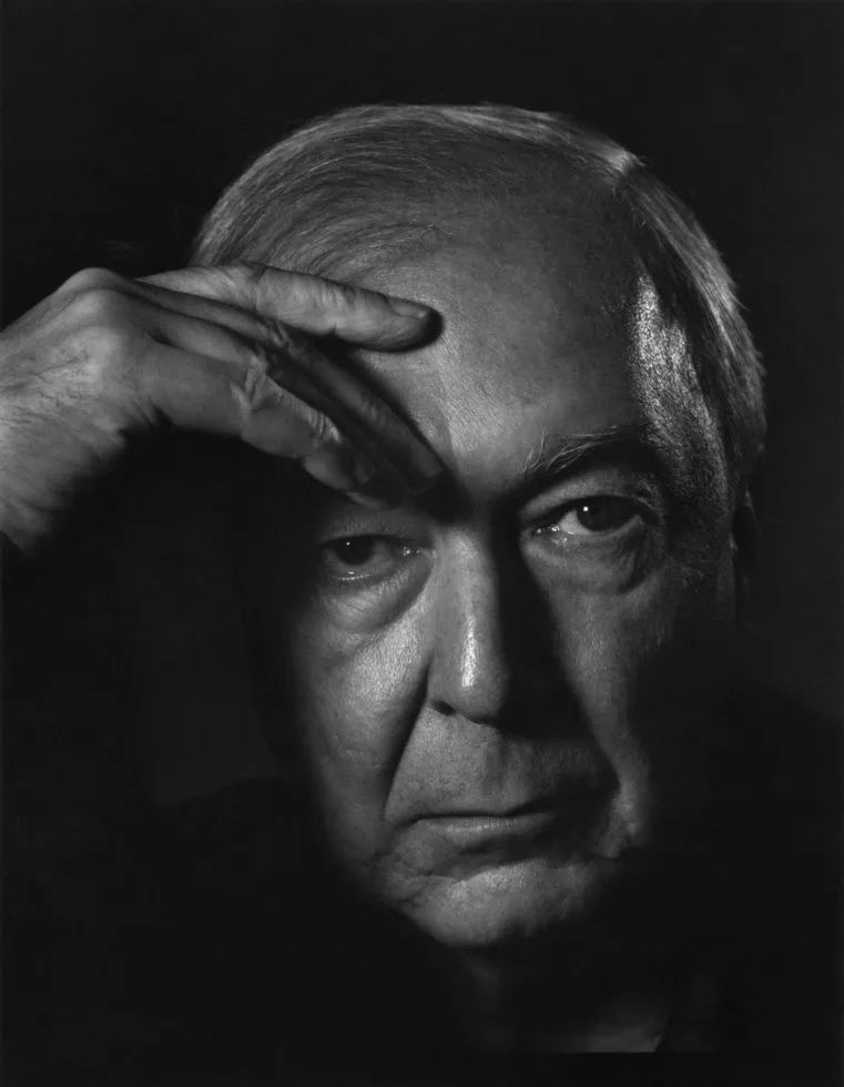 “摄影界伦勃朗”，拍下无数伟大的时代面孔，每一张都充满了故事