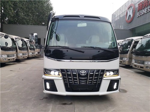 丰田考斯特多功能中巴车 6-23座应有尽有 内饰奢华