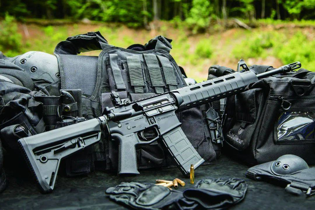 18,史密斯-韦森 m&p1"运动ii"