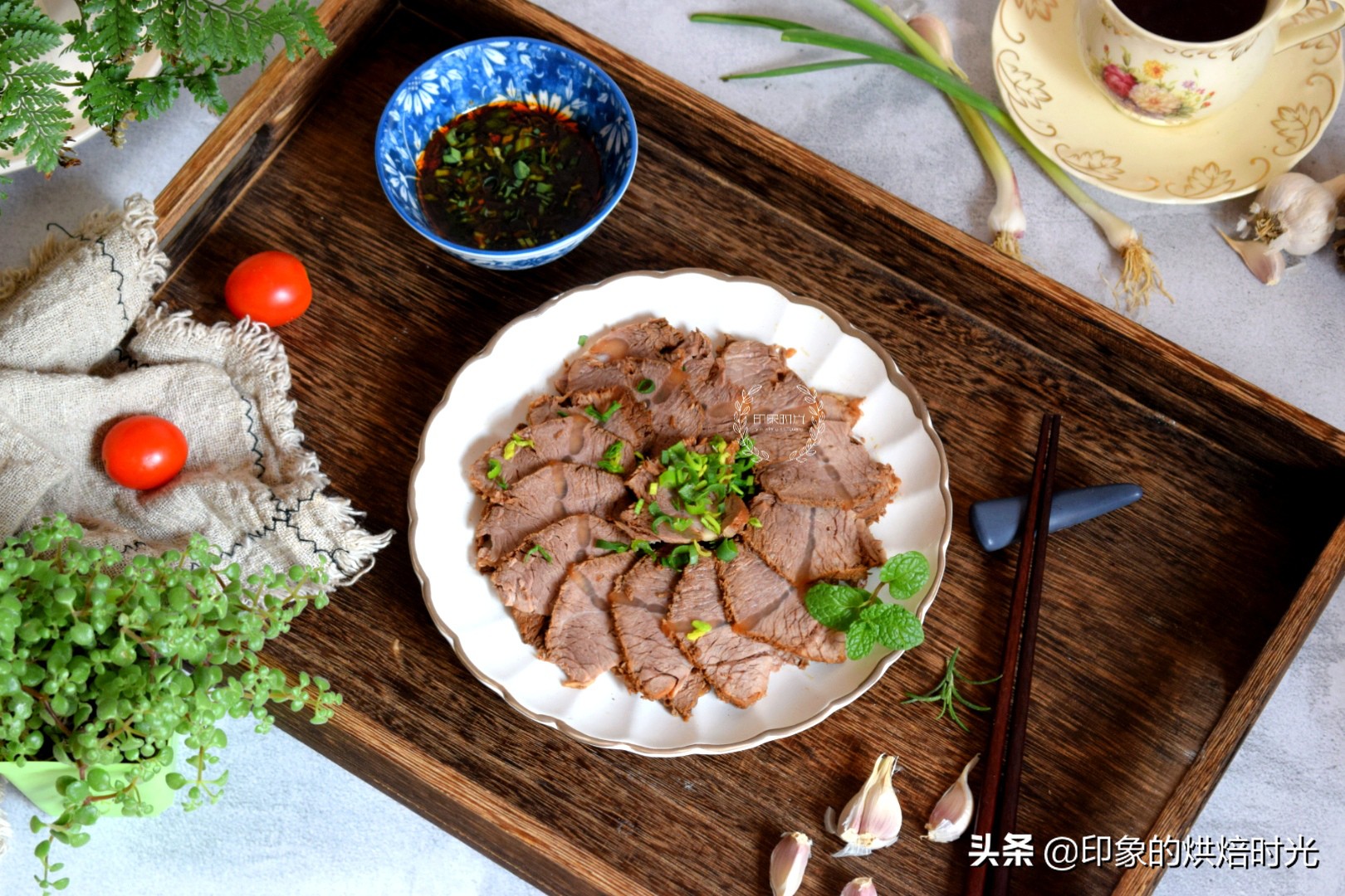 零失败卤牛肉配方：简单几步做出香嫩多汁的美味牛肉