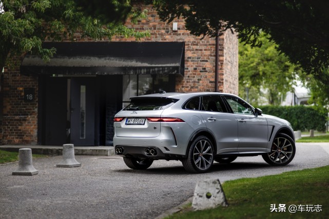 试驾全新捷豹F-Pace SVR高性能版：为何不直接换路虎揽胜？