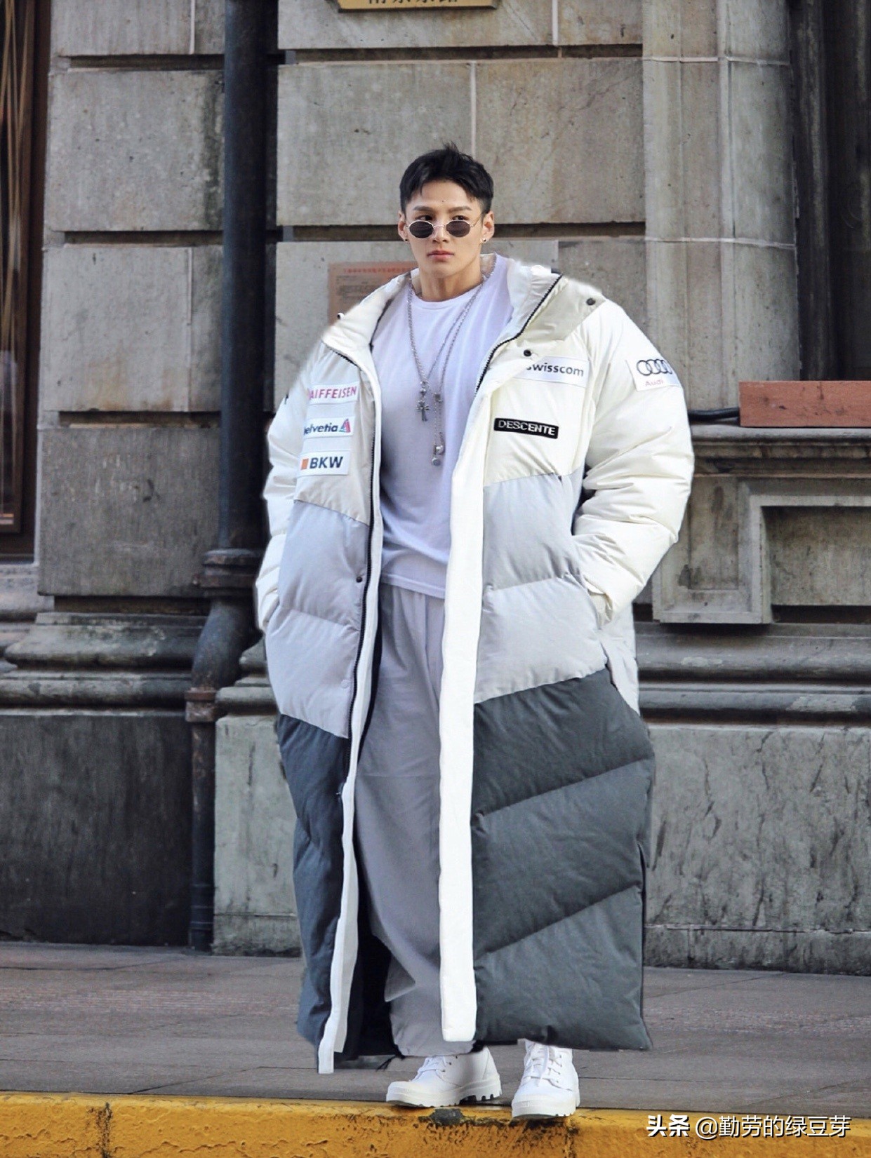 网上热传的超大码被玩坏，这才是真正Oversize的含义