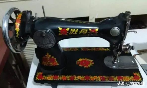 农村高价收购旧缝纫机，到底用来干什么？背后有何“猫腻”