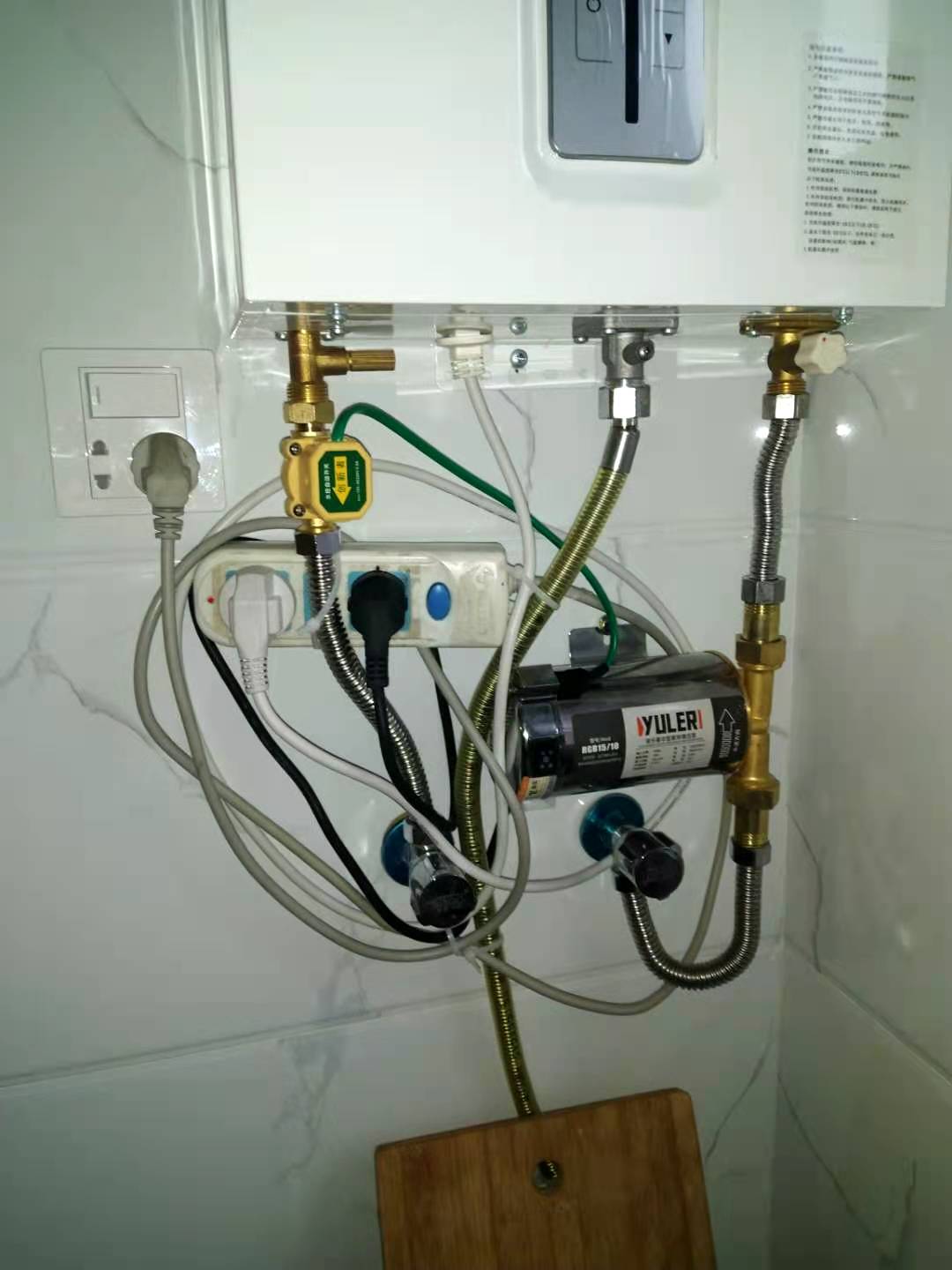 热水器增压泵故障维修视频(热水器增压泵故障维修视频教学)-同城快修