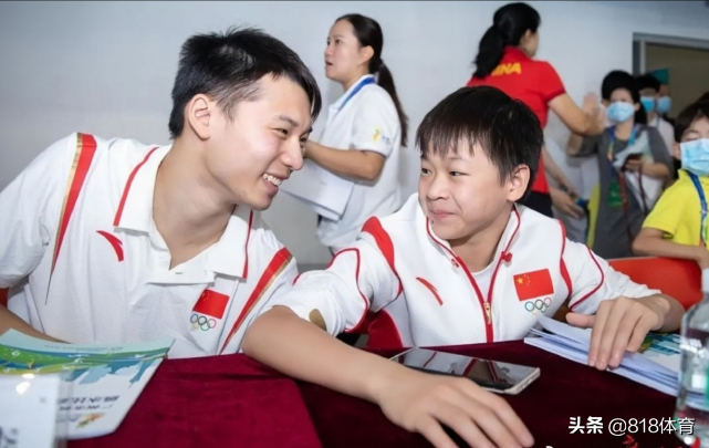 陈艾森：全红婵在队里古灵精怪 但在生人面前还是怕生有点慢热