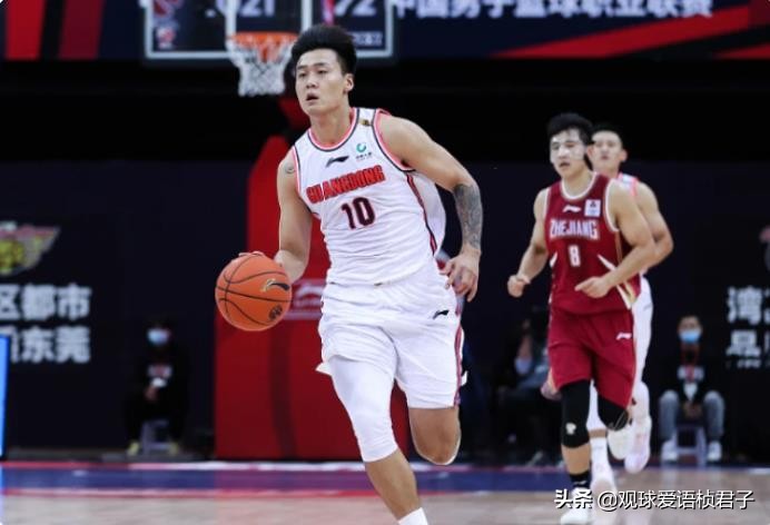 cba赵睿为什么出名(五项数据碾压前MVP，赵睿已成宏远领袖，一特质适宜担任男篮新核)