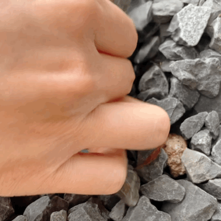 户外运动爱好者的装备清单里，有它的一席之地