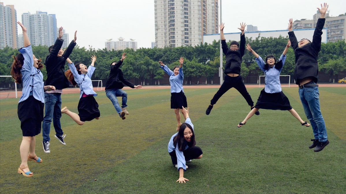 “这些同学不许进入食堂”，高校发布新规定，一部分网友表示支持