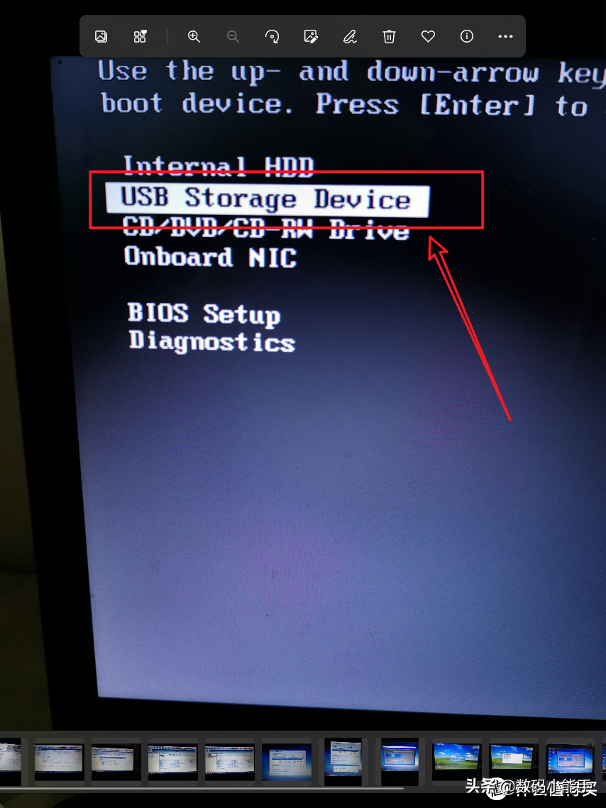 不整虚的！手把手教你用换脸盆的古董电脑安装Windows 11系統