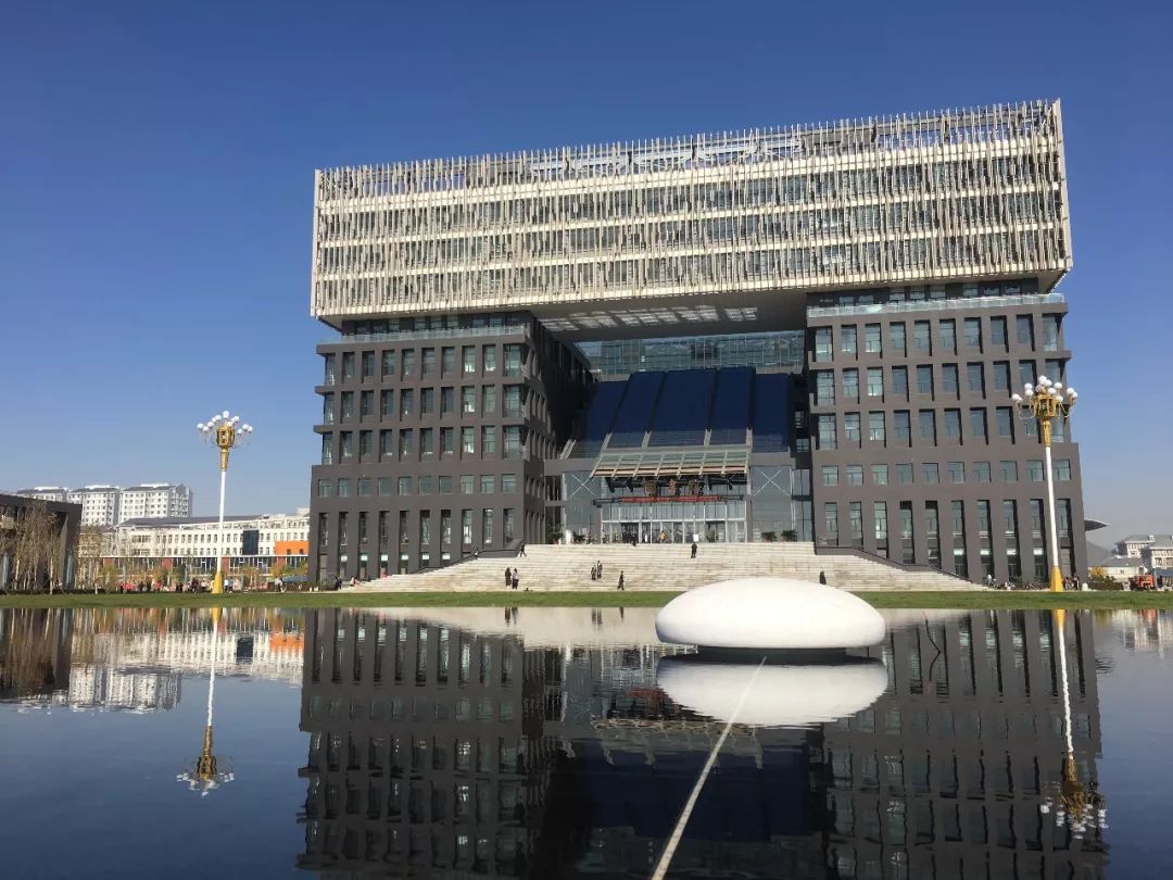 太原榆次两城间亮丽的学府明珠——山西大学城