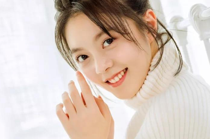 热度近期飙升的十大00后女明星，文淇张子枫蒋依依领衔