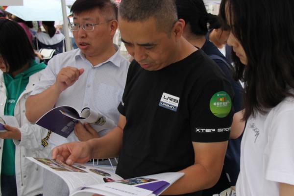 浙江考生高考661分，放弃985大学选择双非师范，网友直言并不亏