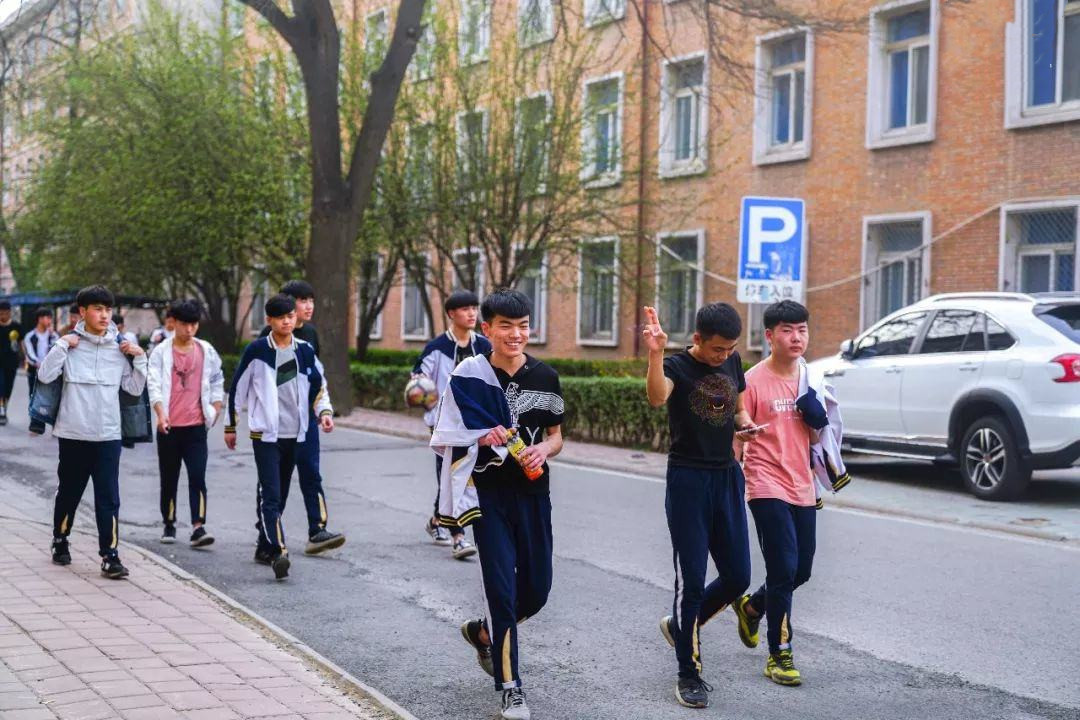 2022高考又有新变化，同时带来一个坏消息，部分人不能参加考试