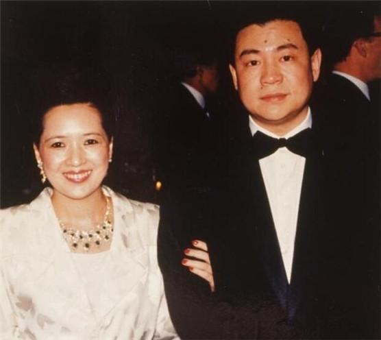 至今未婚的6位“豪门千金”，各有各的苦衷，最大59岁，最小34岁