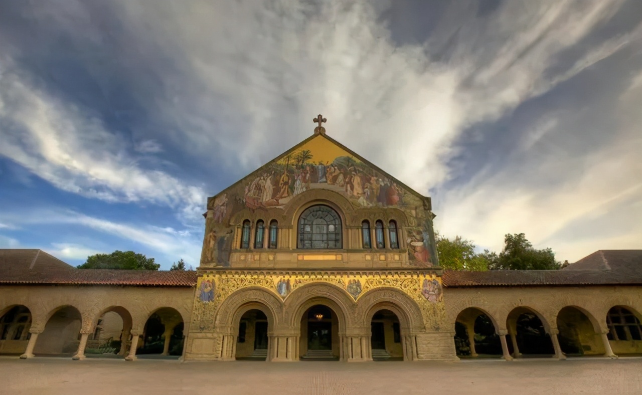 10个留学生 其中5个都是学CS。美国本科计算机专业排名发布