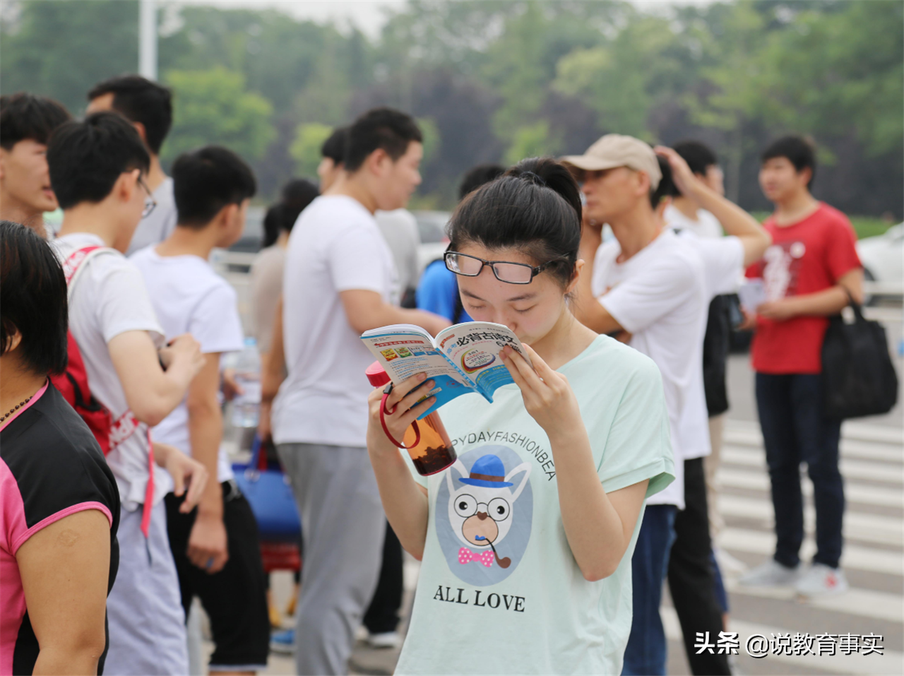 2021高考成绩和分数线相继出炉，这四类学生，成“最悲催”考生