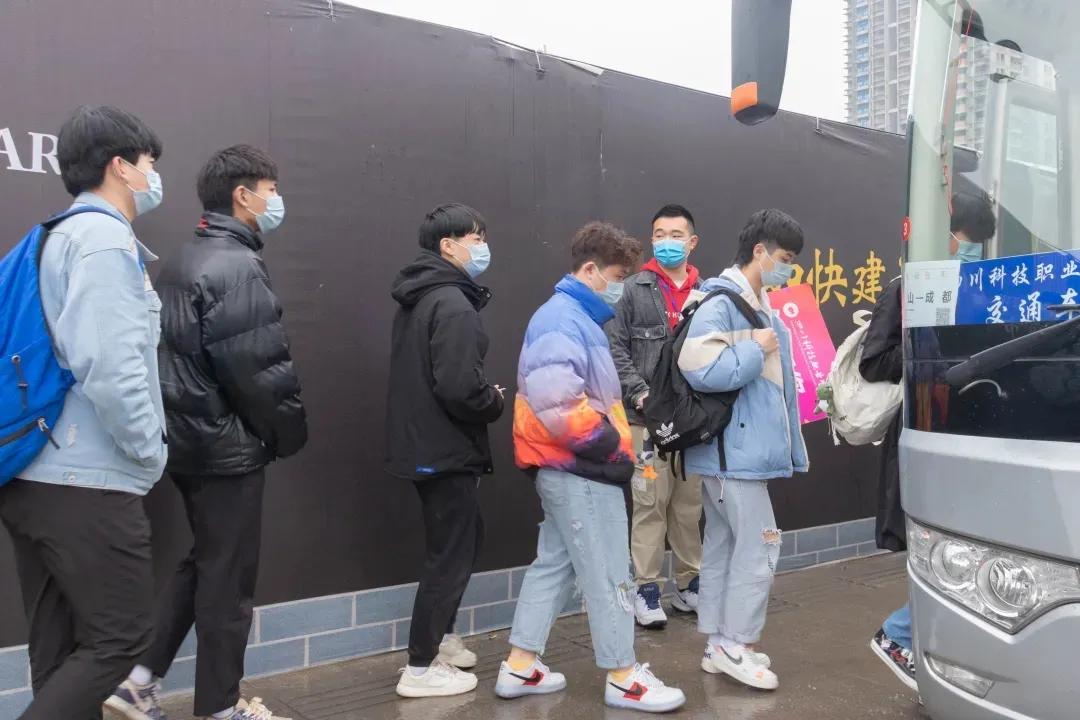 祝风雨兼程，满载而归！四川省2021年高职单招考试顺利举行！