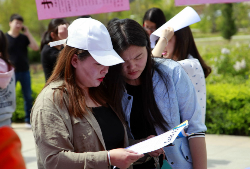 多年后才知道，高等专科学校和职业技术学院的区别，不是一星半点