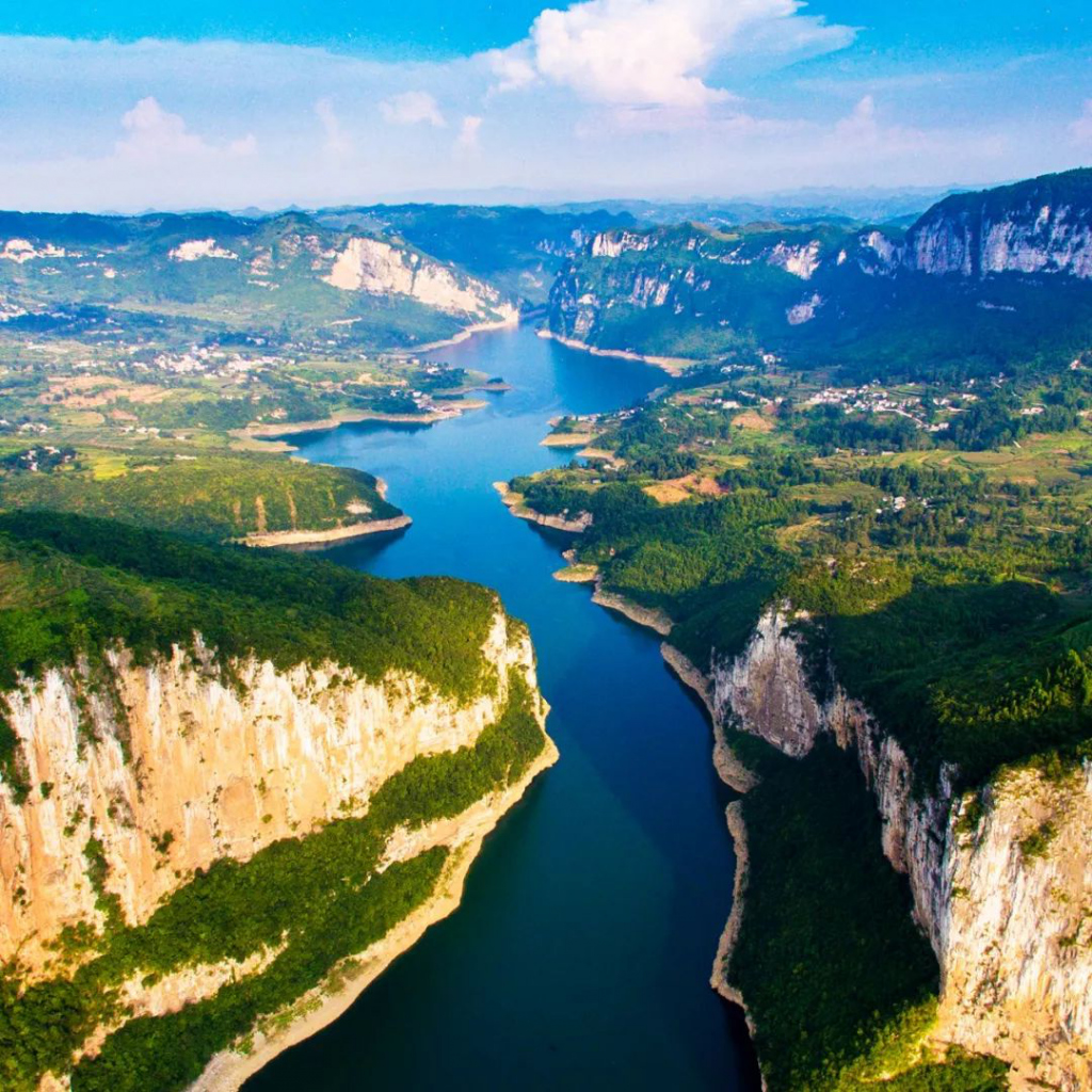 乌蒙山地区:贵州的屋脊,也是贵州最适合避暑旅游的地区