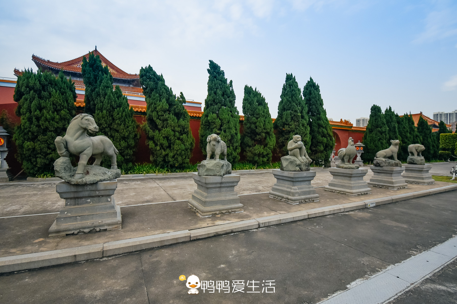 免票第一天，坐车近40站来厦门这个影视城，人少仿佛穿越到北京
