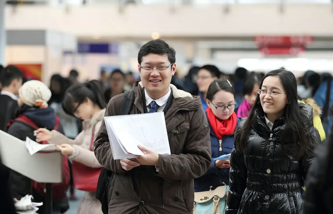 研究生几年毕业（研究生两年和三年制的区别）