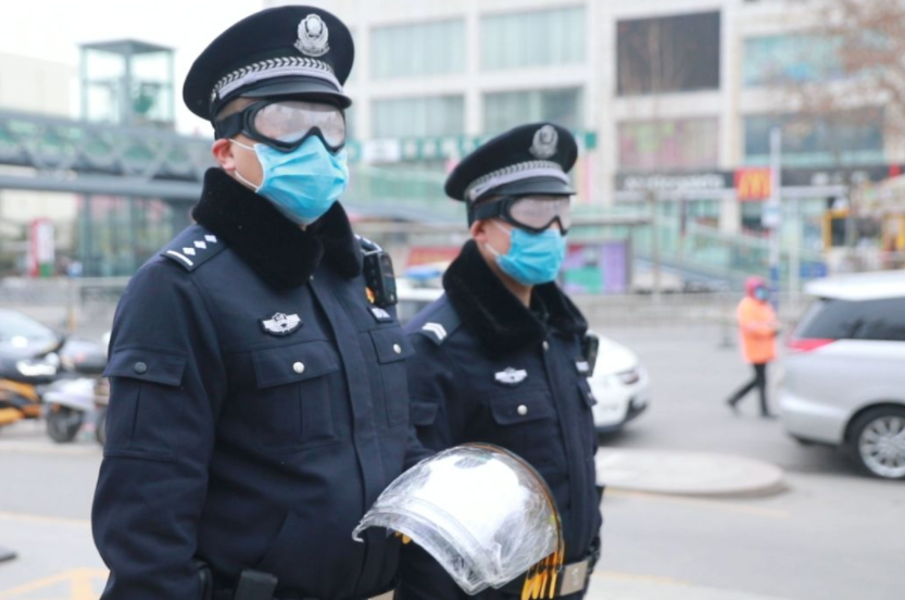 大学生想当警察，不是警校毕业没关系，还有这5种途径可以走