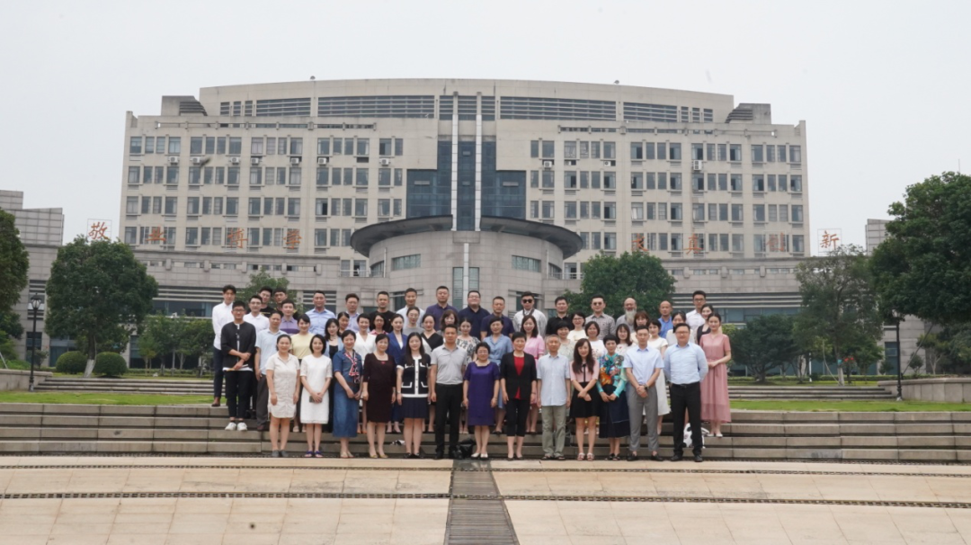 “播”动心弦 “音”你精彩 | 欢迎报考浙江传媒学院播音主持艺术学院！