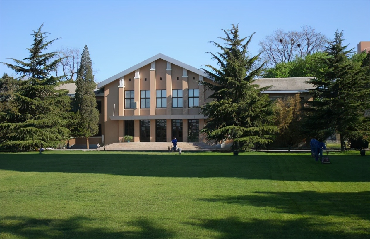 2020大学金融业数量排名，共50所大学上榜，上海财经居第五